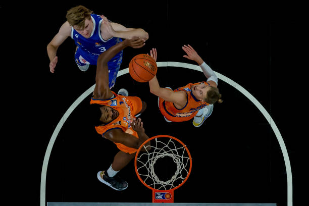 胜利不仅取 胜利不仅取