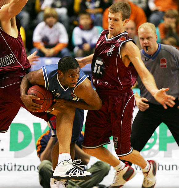 合作充满了 合作充满了